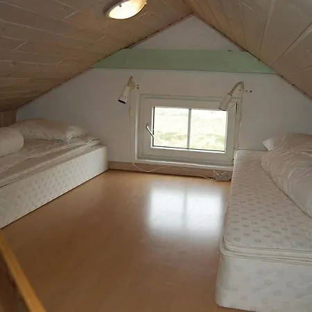 Beautiful Home In Blavand With Sauna *